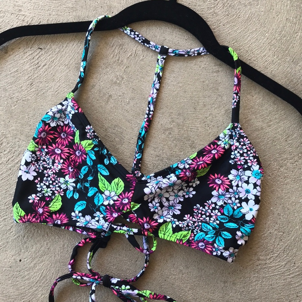 swim top